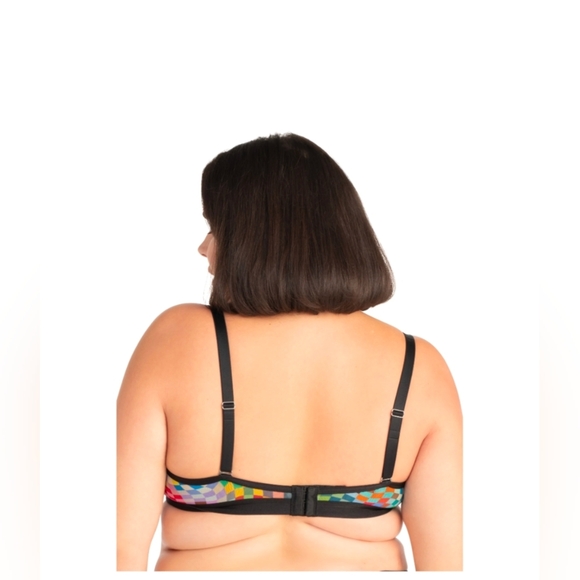 Parade Expressive 2 Set Piece Bra And Thong - Picture 6 of 11